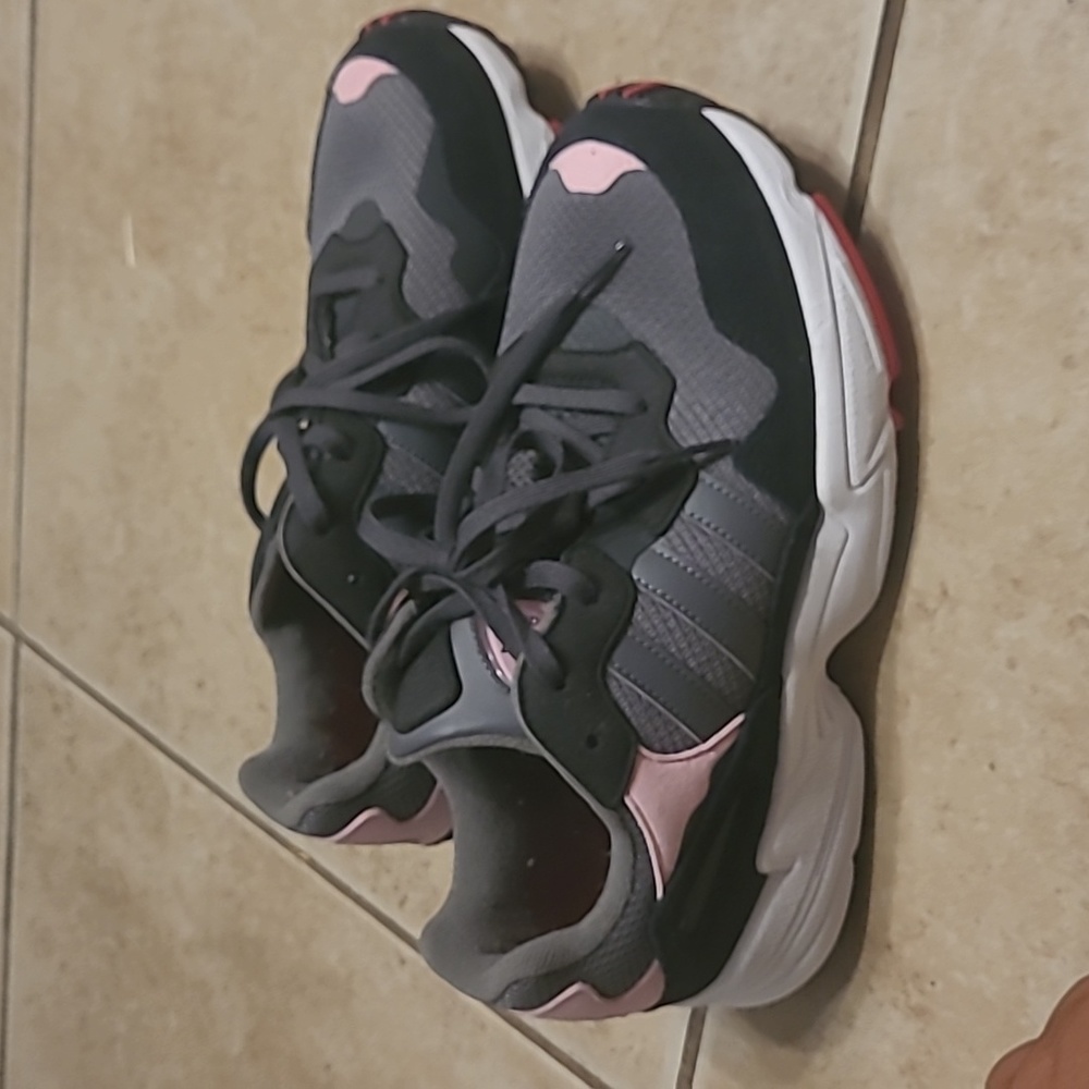 Adidas Yung 96